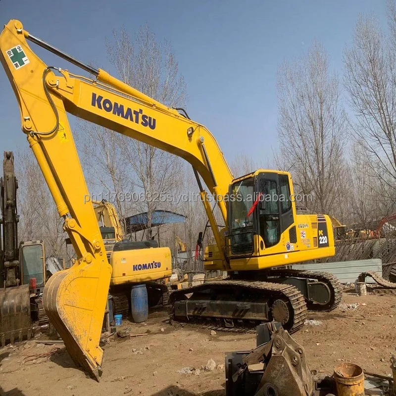 2016 year Used Komasu Excavator PC220LC-8 with hammer Line and mining bucket for sale pc220-8
