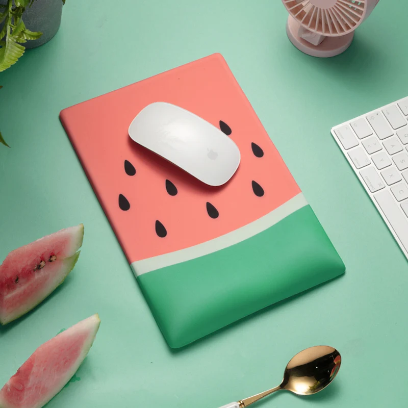 Manufacturer Non-slip Mouse Mat 3D Cute Watermelon Silica Gel Mouse Pad with Wrist Support for Gamer