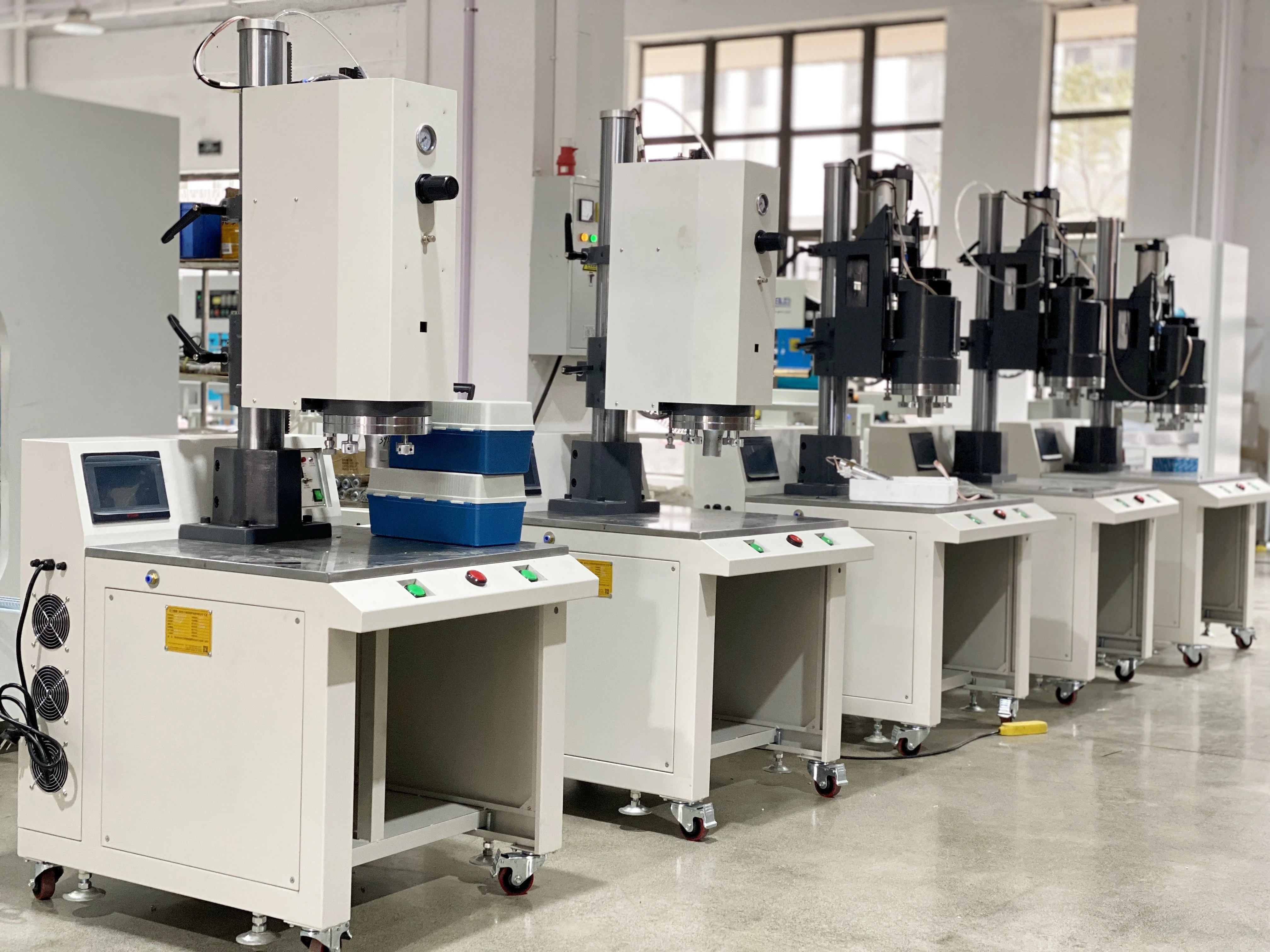 3200W Ultrasonic Plastic Welding Machine