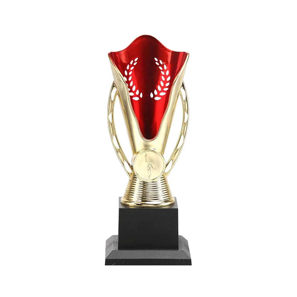 Yiwu Collection Professional Winner Souvenirs Products Metal Trophy Football Award Wholesale Award Football Trophy