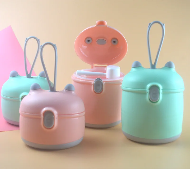Portable Baby Formula Dispenser New BPA Free Travel With Scoop Milk Powder Container Food Storage Cup