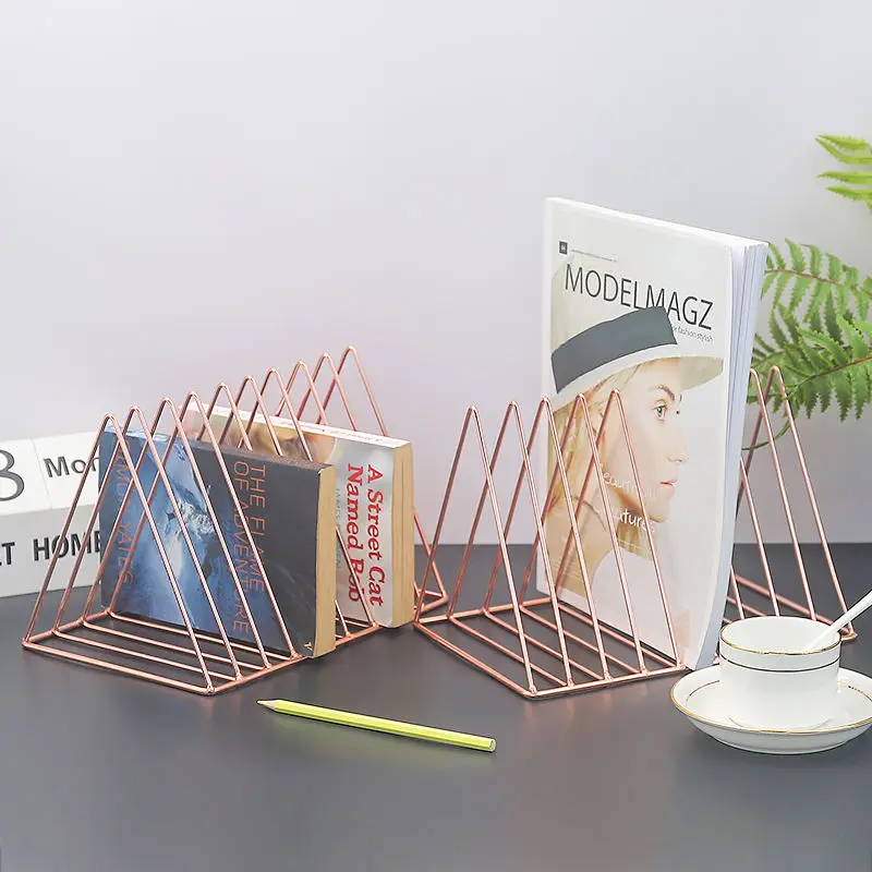 Настольная треугольная книжная полка в скандинавском стиле ins, простой железный книжный конец, офисный журнал, газета, креативный держатель для хранения книг и файлов