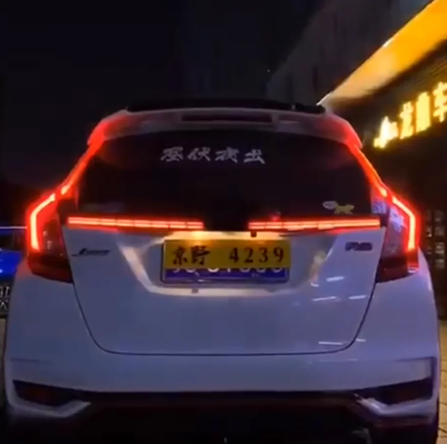 taillight tail light reflector for Honda Jazz Fit 2014 - 2018 Rear fog Lamp DRL LED dynamic Turn Signal Brake indicator parts