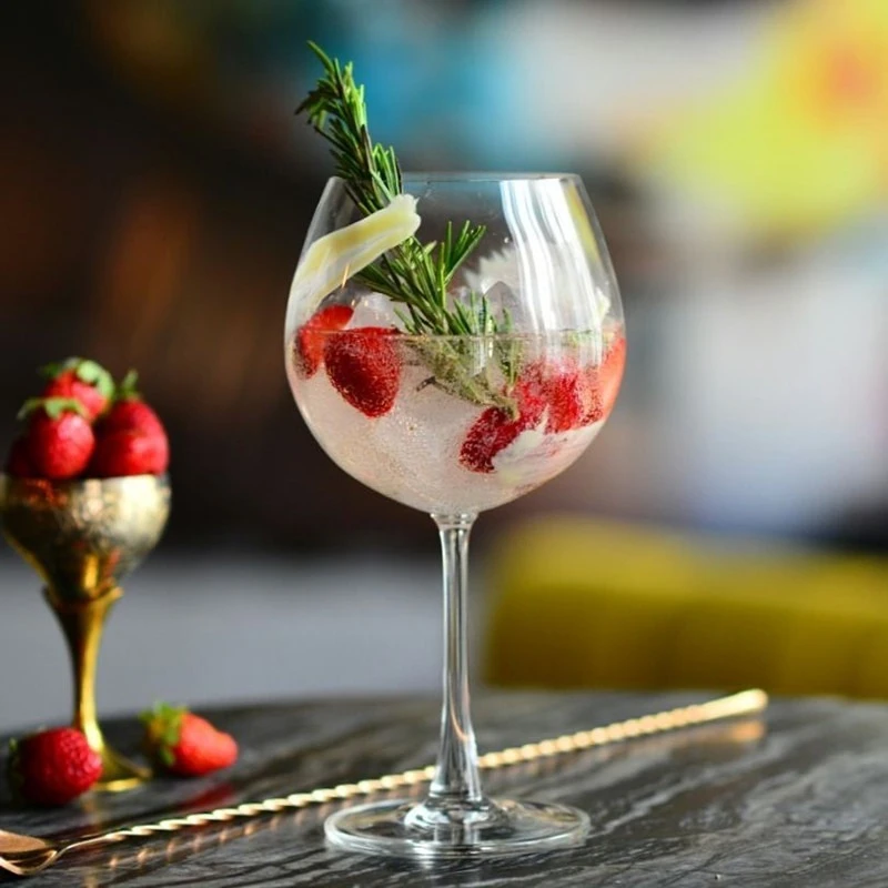 Customized clear Hand-blown Stem Water Cup Balloon Red Wine Glass Big Belly Cocktail Glass Gin Tonic Glass