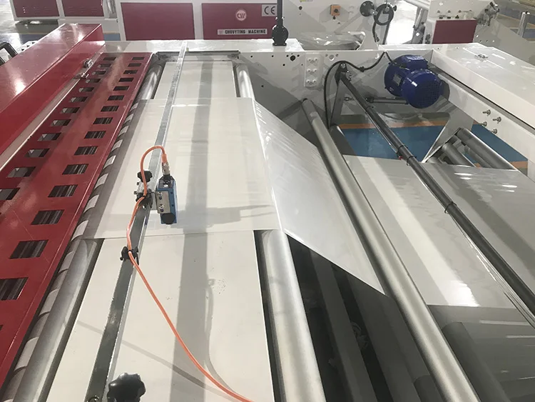 
automatic fly knife system PE bag machine heat bottom side sealing big trash garbage Plastic bag making machine for sale 
