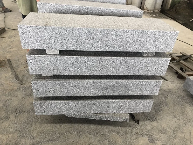 Modern Garden Outdoor Grey Granite Cambodia G654 Stone Standard Kerbstone Size Curbstone Types For Sale