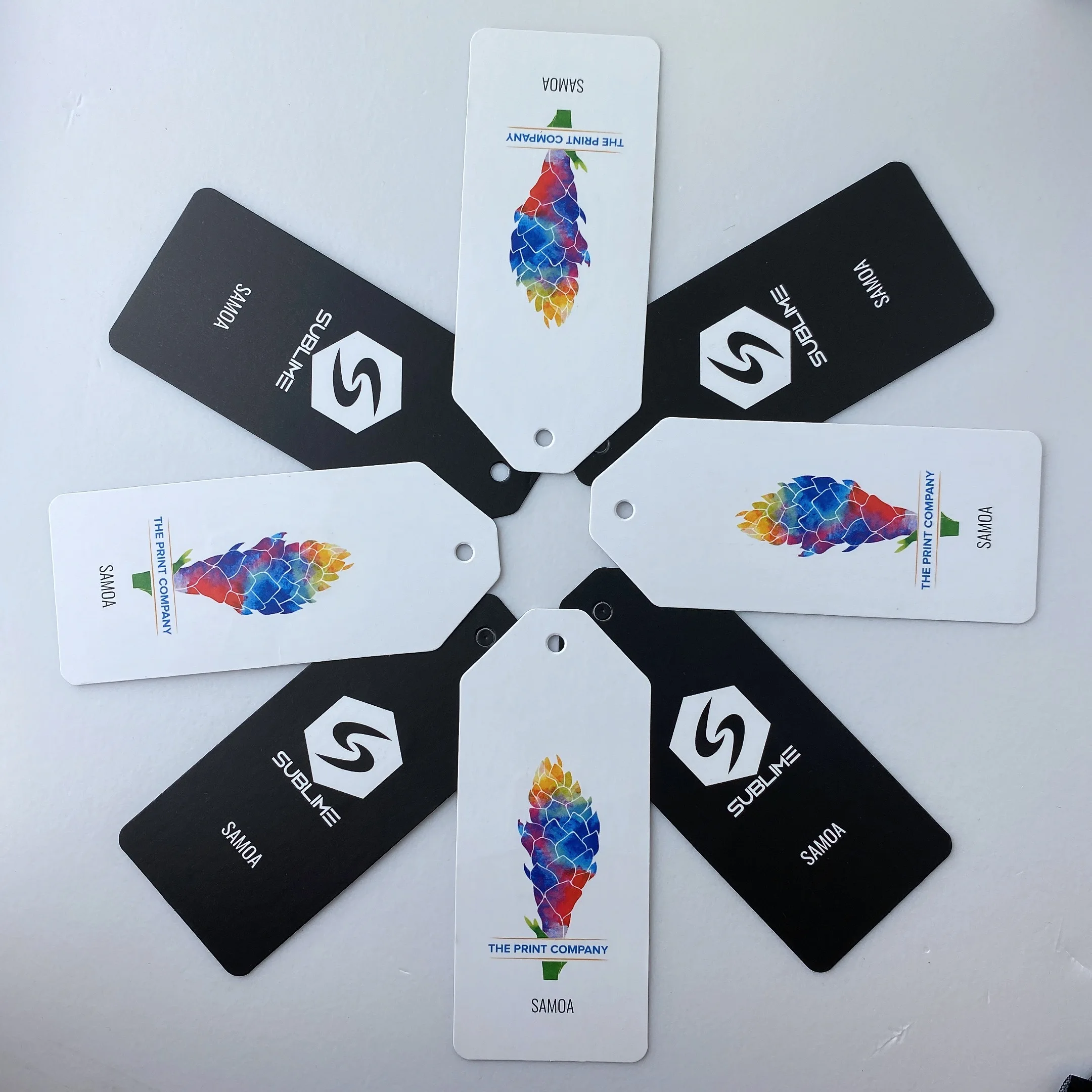 Cheap Custom Design Printing Name Logo Paper Garment Hangtag Labels Clothing Hang Tags With String