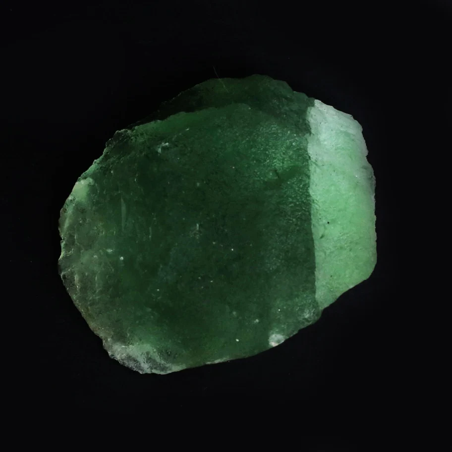 Wholesale price of natural rock raw quartz crystal fluorite ore rough stone pieces for decoration