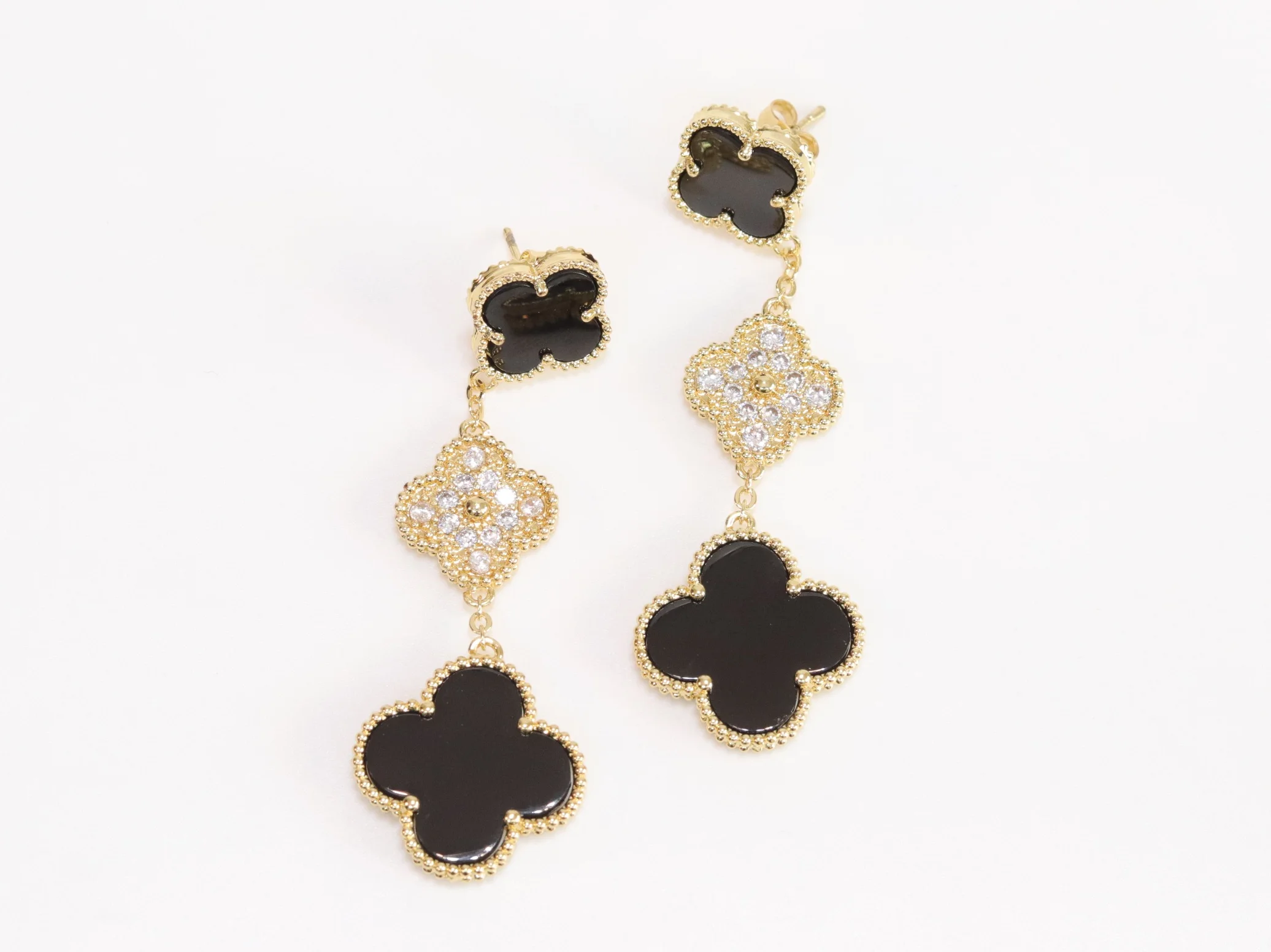 Most Selling Designer Fashionable Jewelry Earring Made in Pure Mother of Pearl Available at Export Price