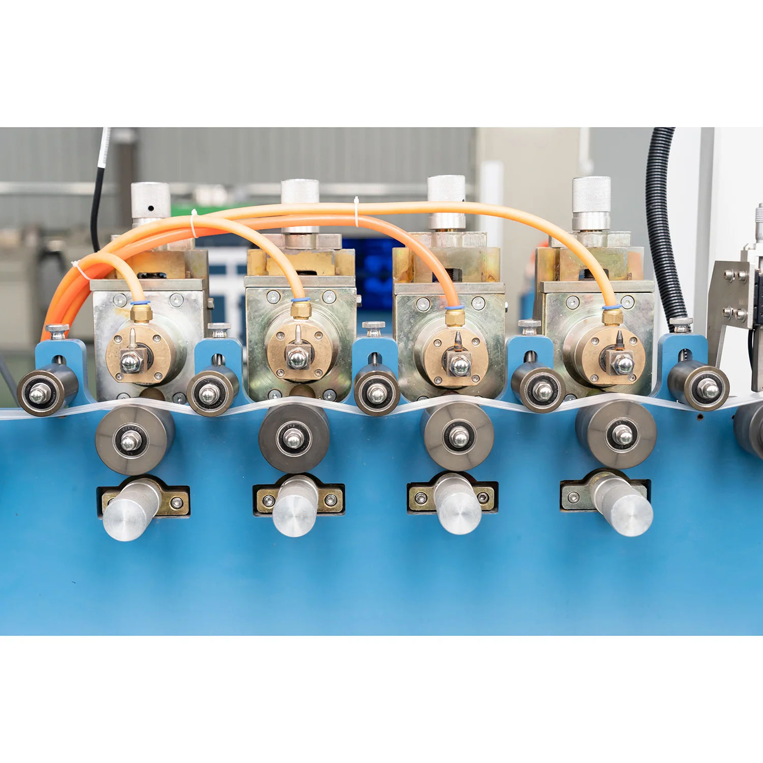 Inlaid  Flat Emitter Drip Irrigation Pipe/Tape Making machine  drip irrigation pipe production line