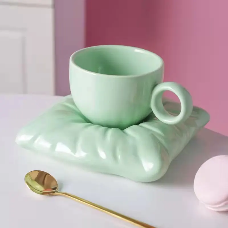 Nordic lovely girl  coffee cup with pillow shape saucer home breakfast ceramic tableware set dessert plate tea cup