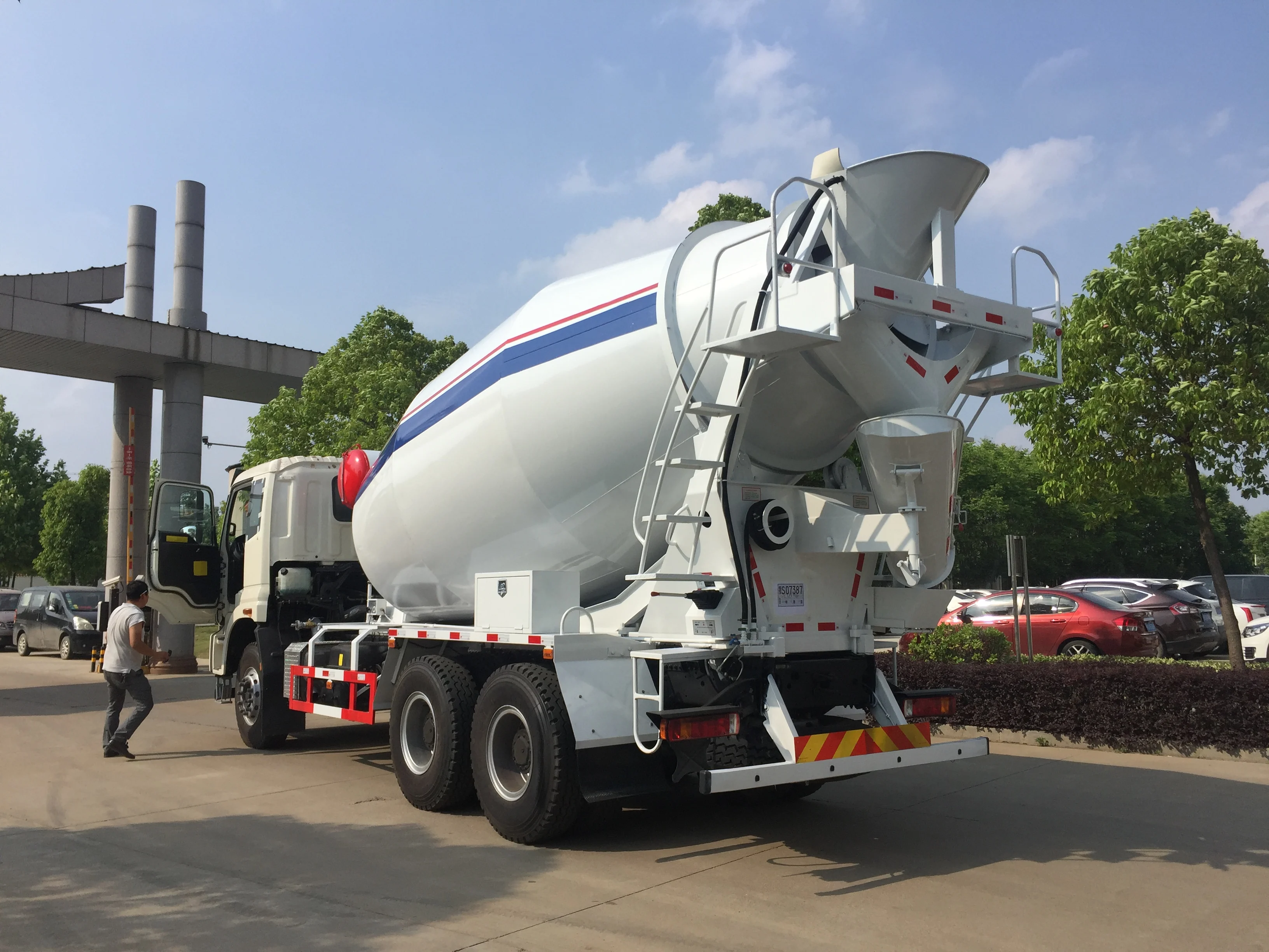 Фургон для бетономешалки Forland Diesel 2-3 T