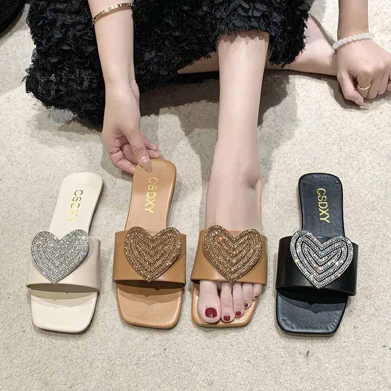 2025 summer new trendy casual slippers for women outwearing flat bottomed square toe spring fashion sandals