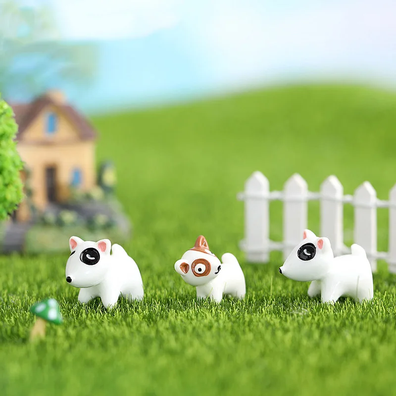Fairy garden miniatures , dog  ,Animal Model Figures, DIY Terrarium & Doll house Decor, Moss Landscape Accessories