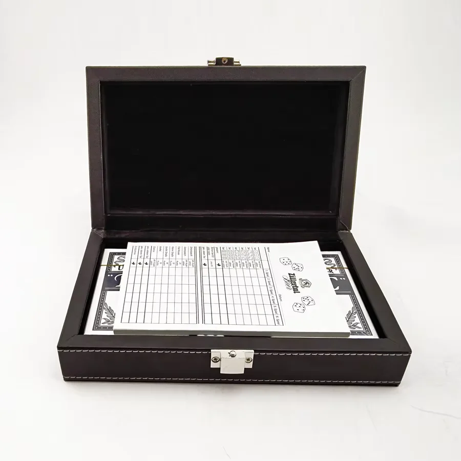 Customized Personalized  Pu Leather Poker Cards Tuck Box Playing Cards With Packaging Case