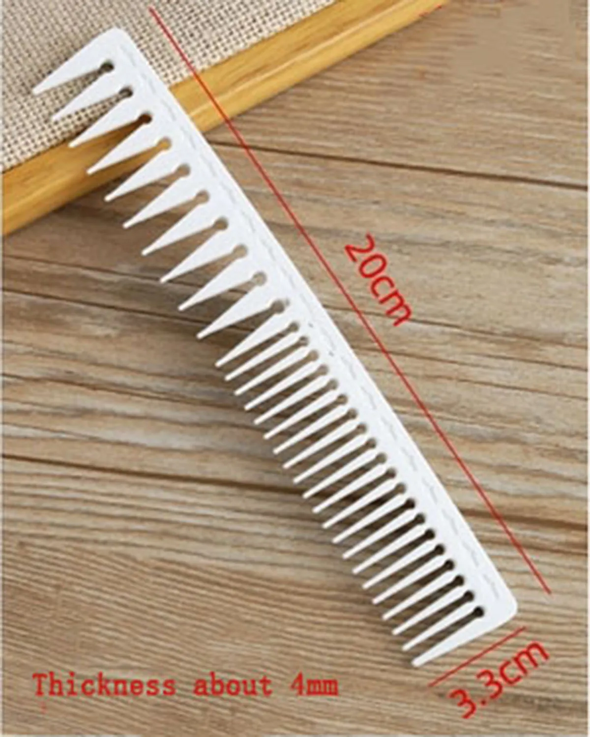 Professional Custom Logo Personalized Wide Tooth Carbon Comb Heat Resistant Salon Antistatic Hair Cutting Comb