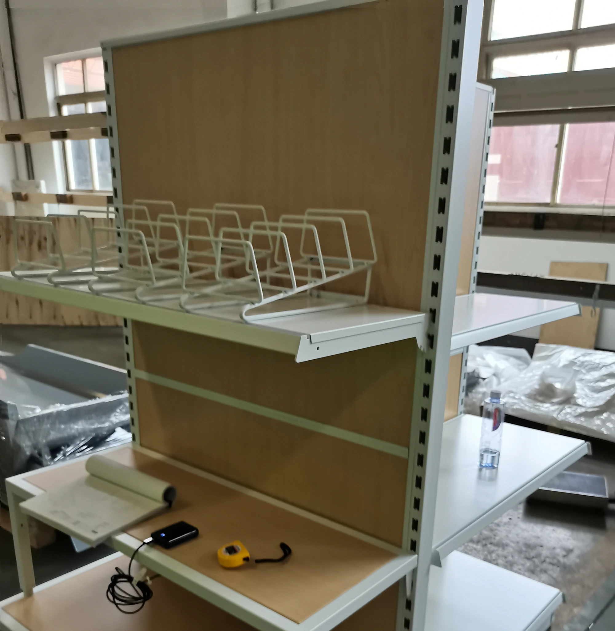 Пластина стойка дисплея на супермаркета стеллажи бытовой дисплей стенд порошковое покрытие поверхности