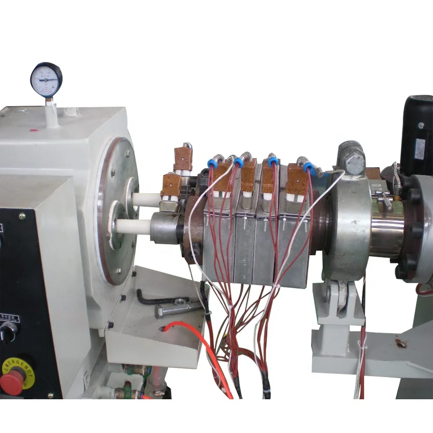 Двойная двойная машина для производства пластиковых труб из ПВХ, экструзионная производственная линия