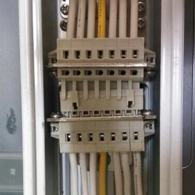 Plastic Screwless Electrical Wiring Connectors Female Wire To Wire Terminal Block