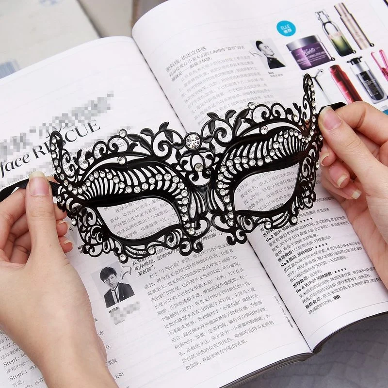 044B New Fashion Women Carnival Masquerade Shape Lace Coated Metal Face Party Fun Real Human Mask