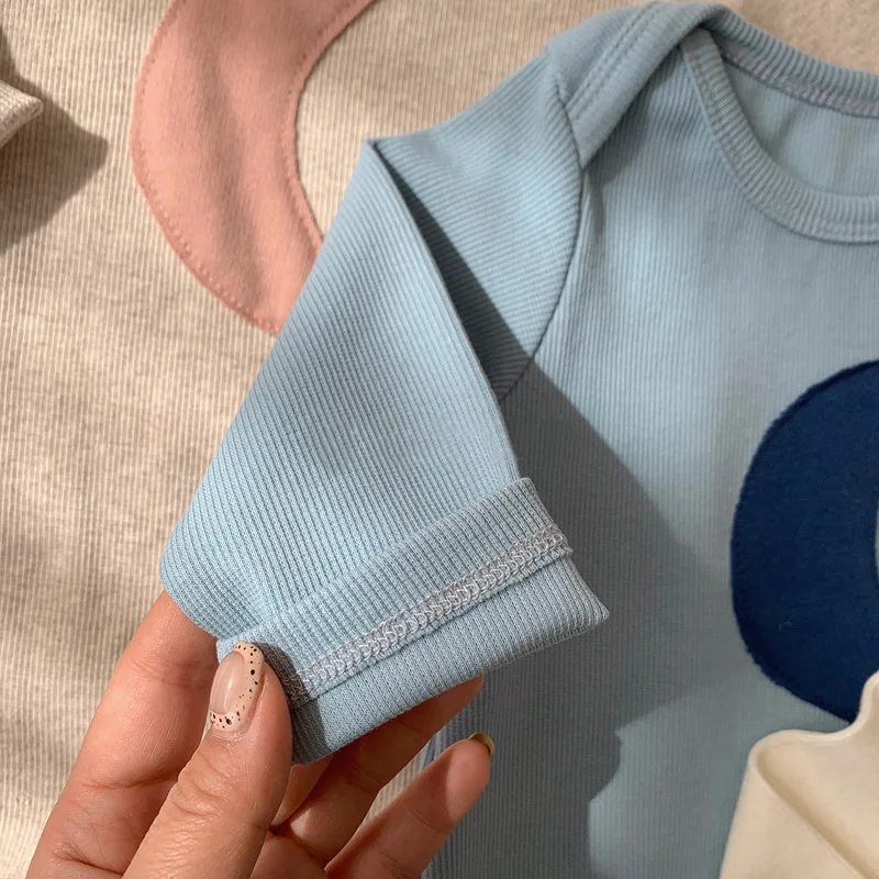 Wholesale baby Cotton knitted jersey fabric cute moon newborn romper