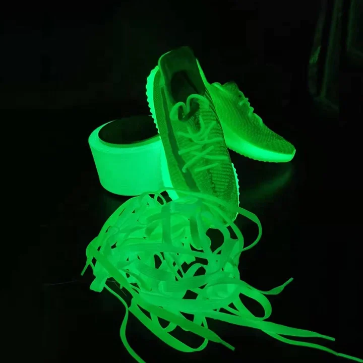 
108D/2 Mixed Color Luminous Sewing Thread for glow in the dark embroidery logo 