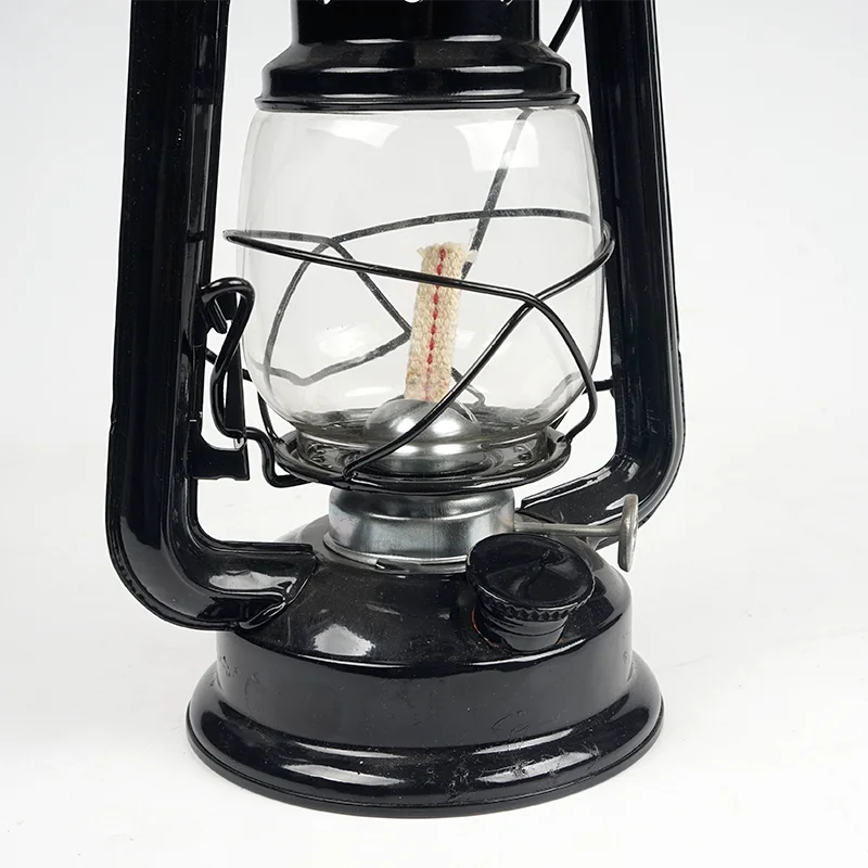 Outdoor Portable Decorative Camping Lantern Kerosene Lantern