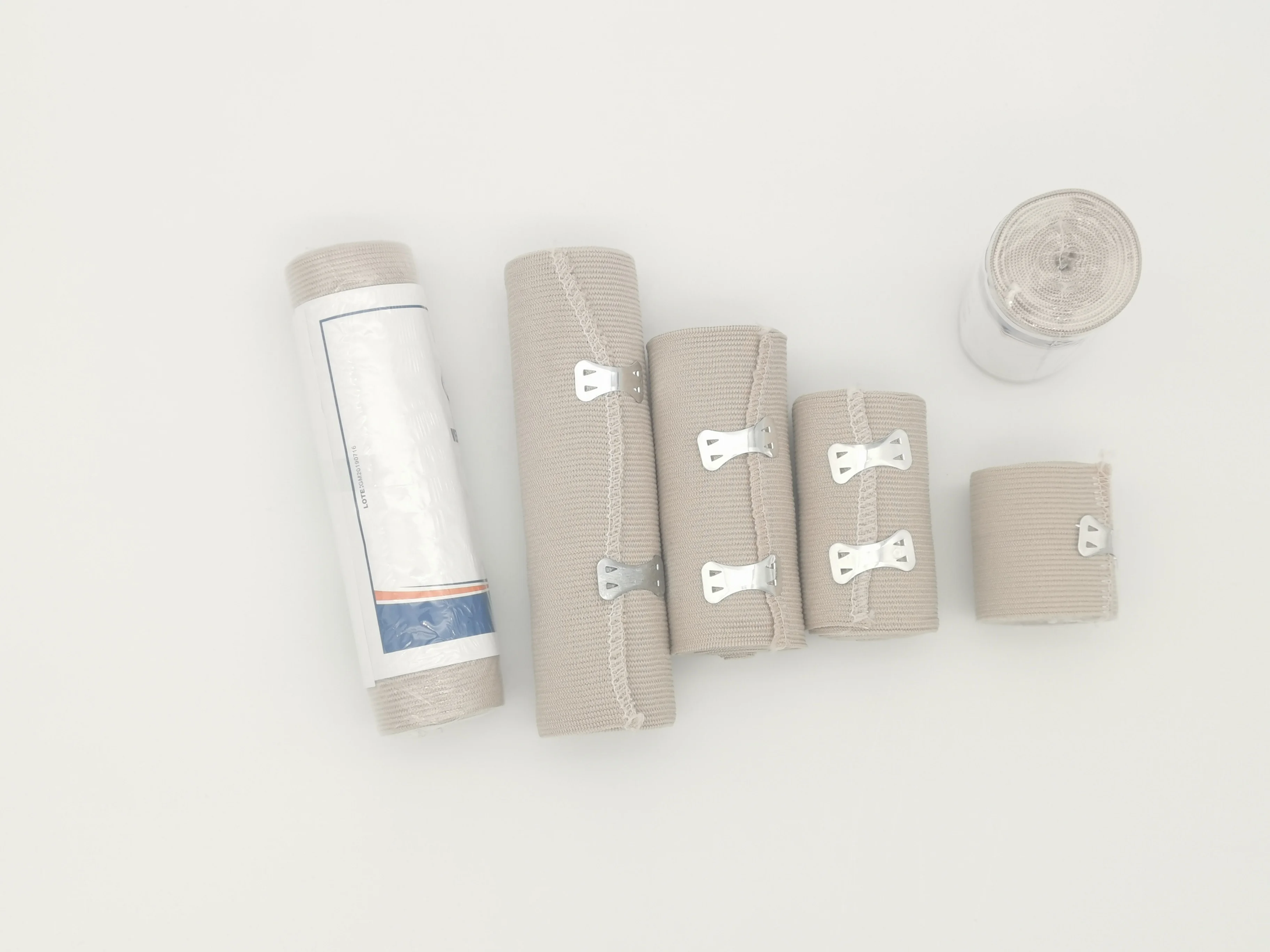 High elastic skin color rubber crepe bandage with clip