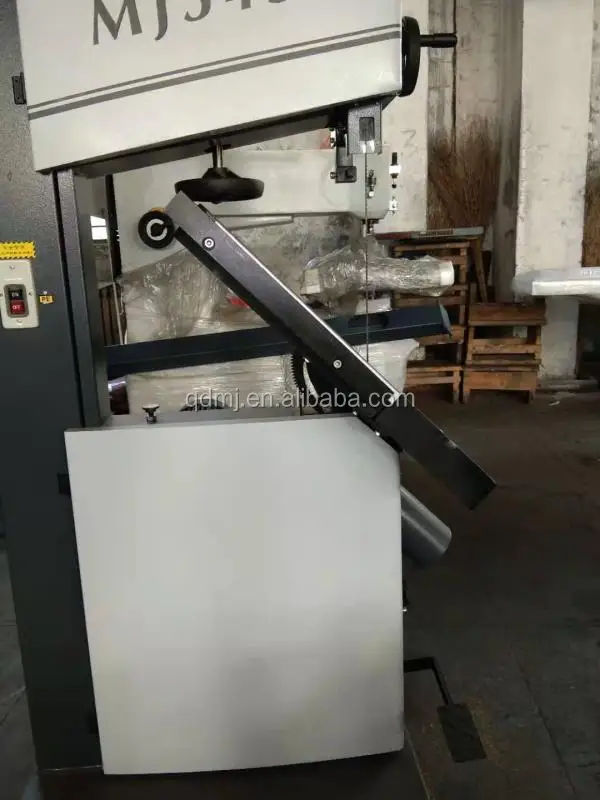 Woodworking Machinery Solid Wood Vertical Cutting Sawmill Band Saw Machine