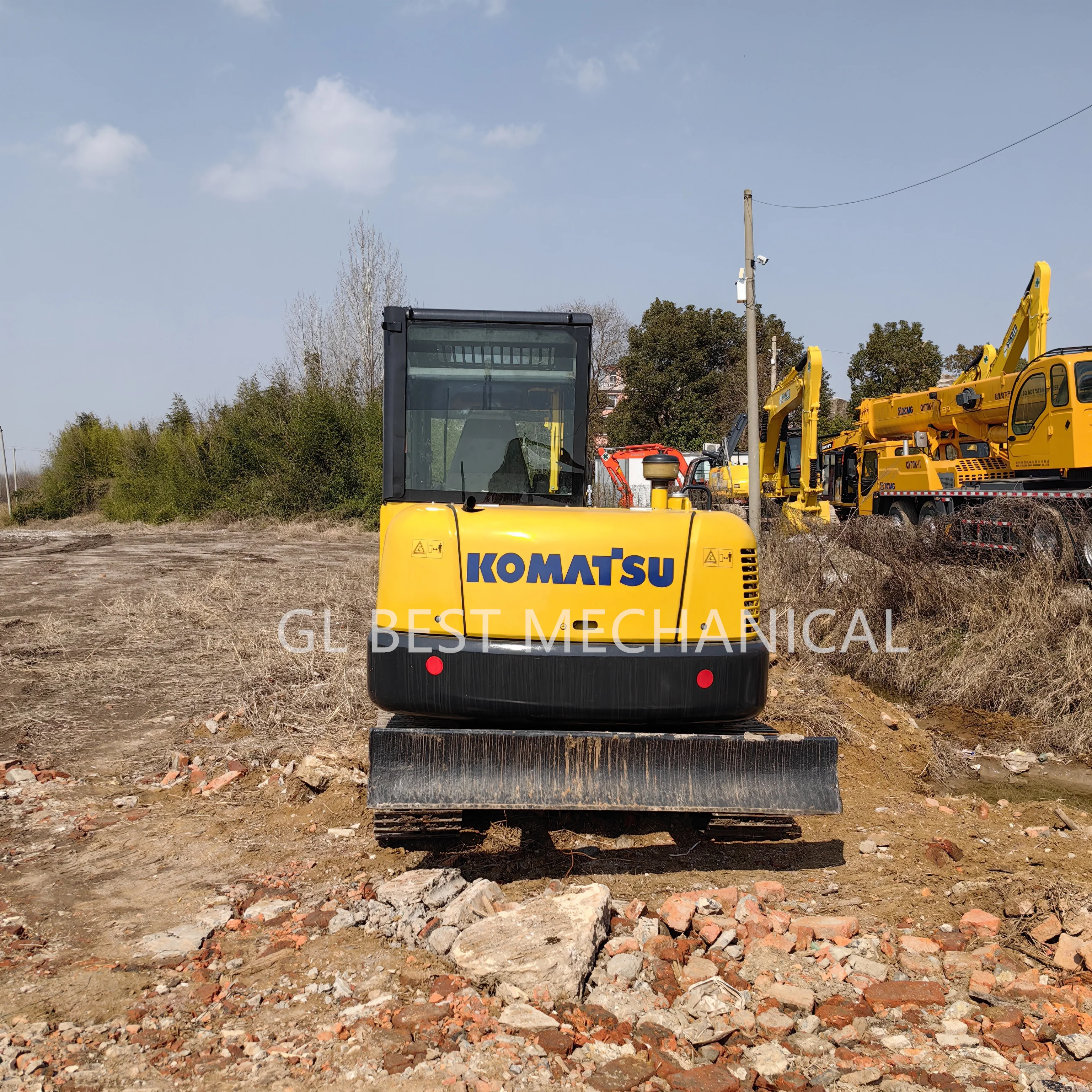 Экскаватор б/у KOMATSU Pc56 японский экскаватор для дорожного строительства хорошее качество pc56по низкой цене распродажа