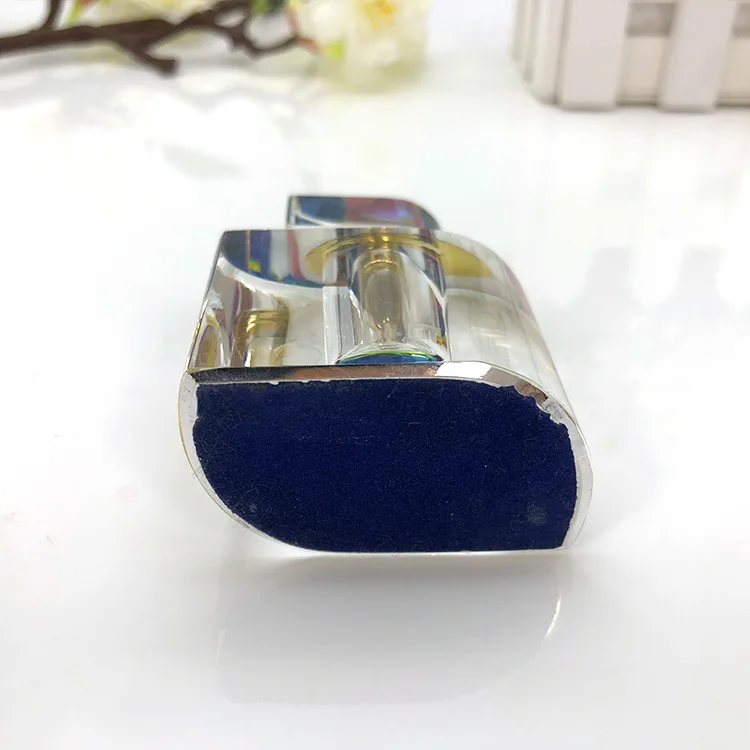 Wholesale Personalized 6ml Empty Crystal Decorative Luxury Crystal Fragrance Oil Perfume Attar Bottle