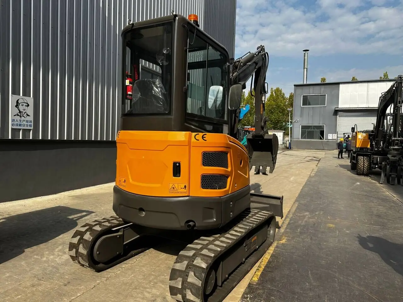 Agent price 3 ton small excavators EPCN JH27 EPA Engine Mini Digger Crawler Machinely Excavator 3 ton  Mini Backhoe Excavator