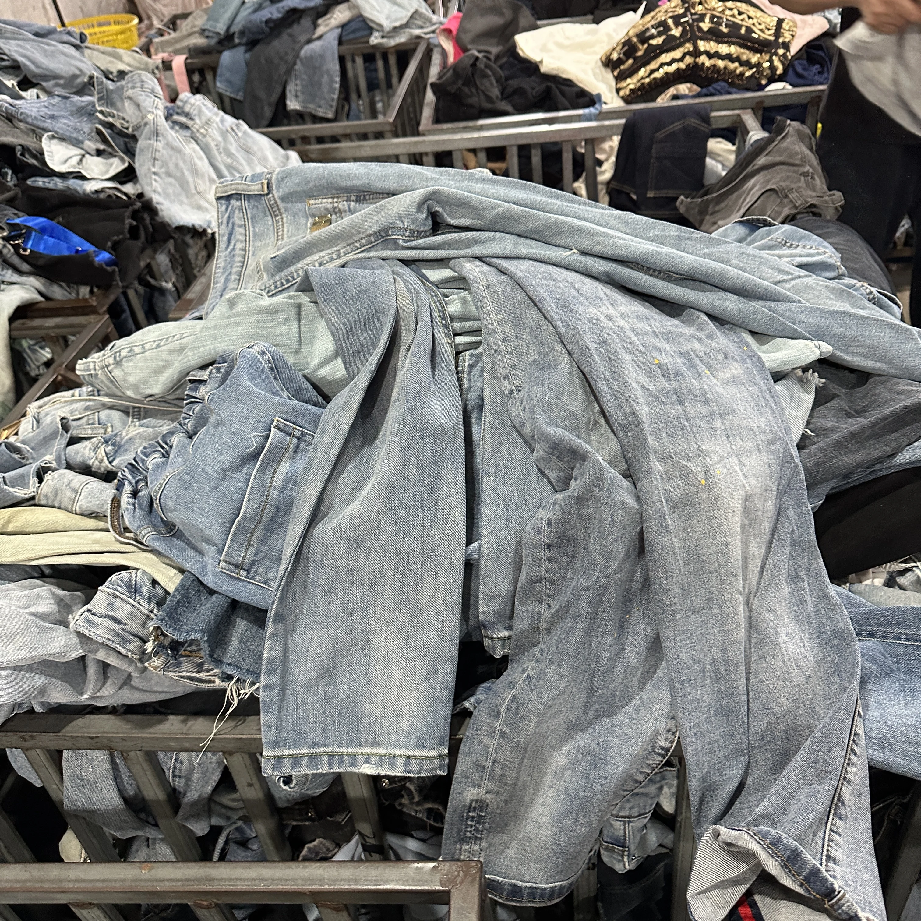 Fashion used man jeans pants second hand man loose wide legs jeans in stock