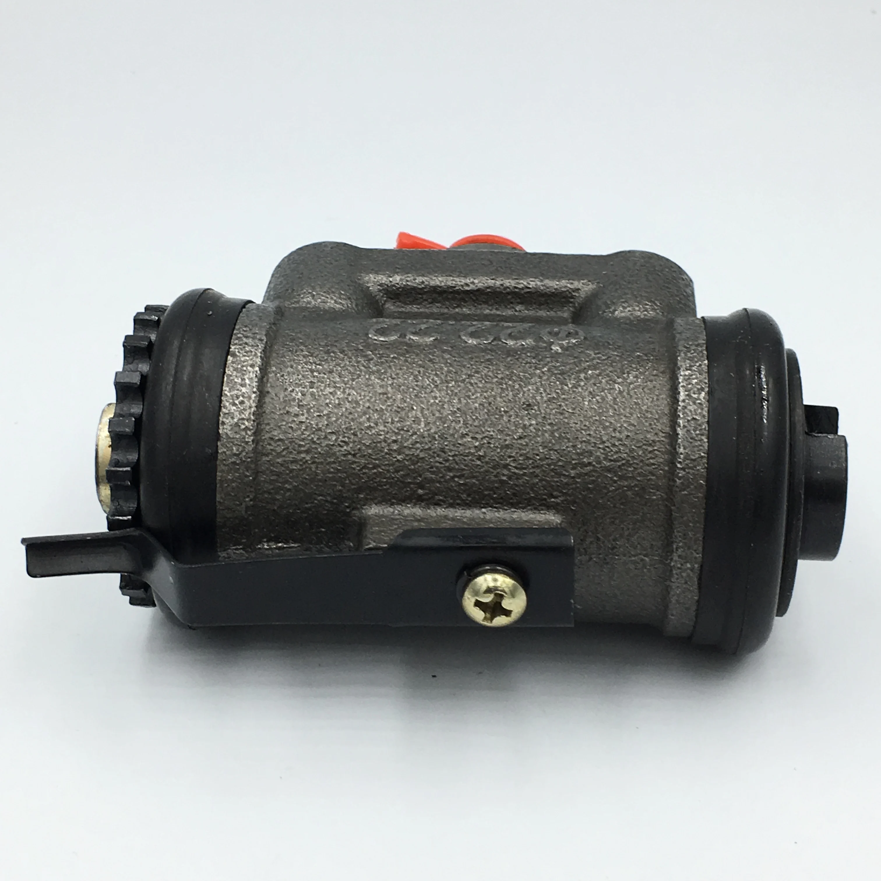 The manufacturer sells high quality brake wheel cylinder and brake cylinder and brake pump GUO SI