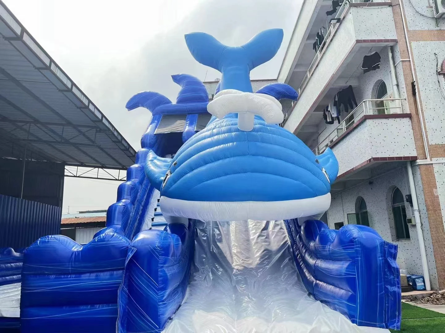 2024 Popular Newly design inflatable slide inflatable castle slide combo children bouncy castles for sale