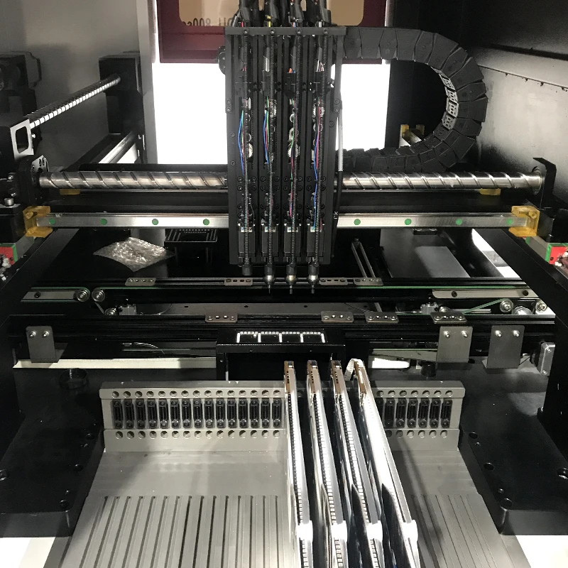 Fully Automatic 8 Head Pick and Place Machine DSQ800 LED Chip Mounter With 120 Feeder Position