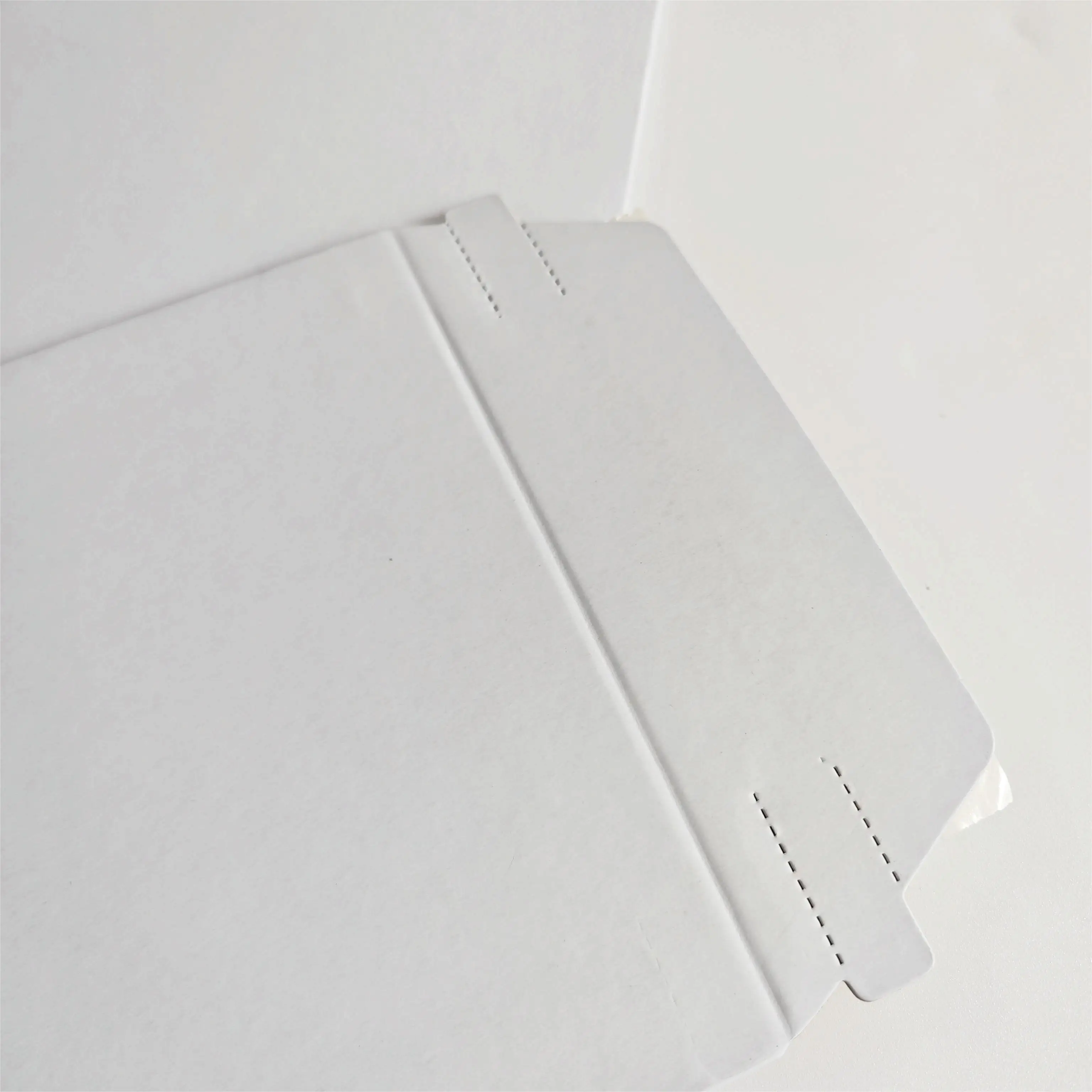 XMC-Blank document express envelope stock gray background whiteboard invoice document logistics quick top bag paper degradable