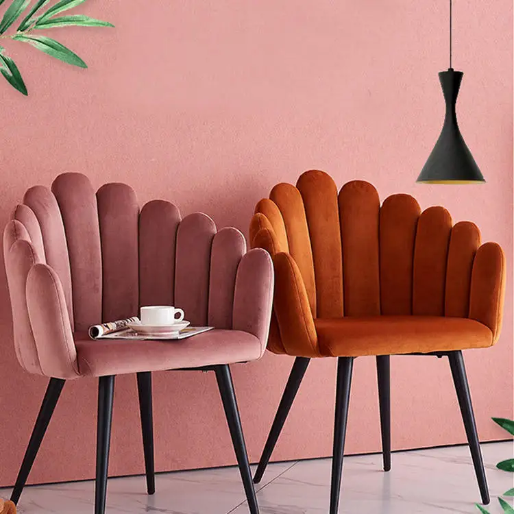 Comfortable Living Room Furniture Velvet Padded Seat Chrome Metal Legs Luxury Dining Chair Leisure Chair