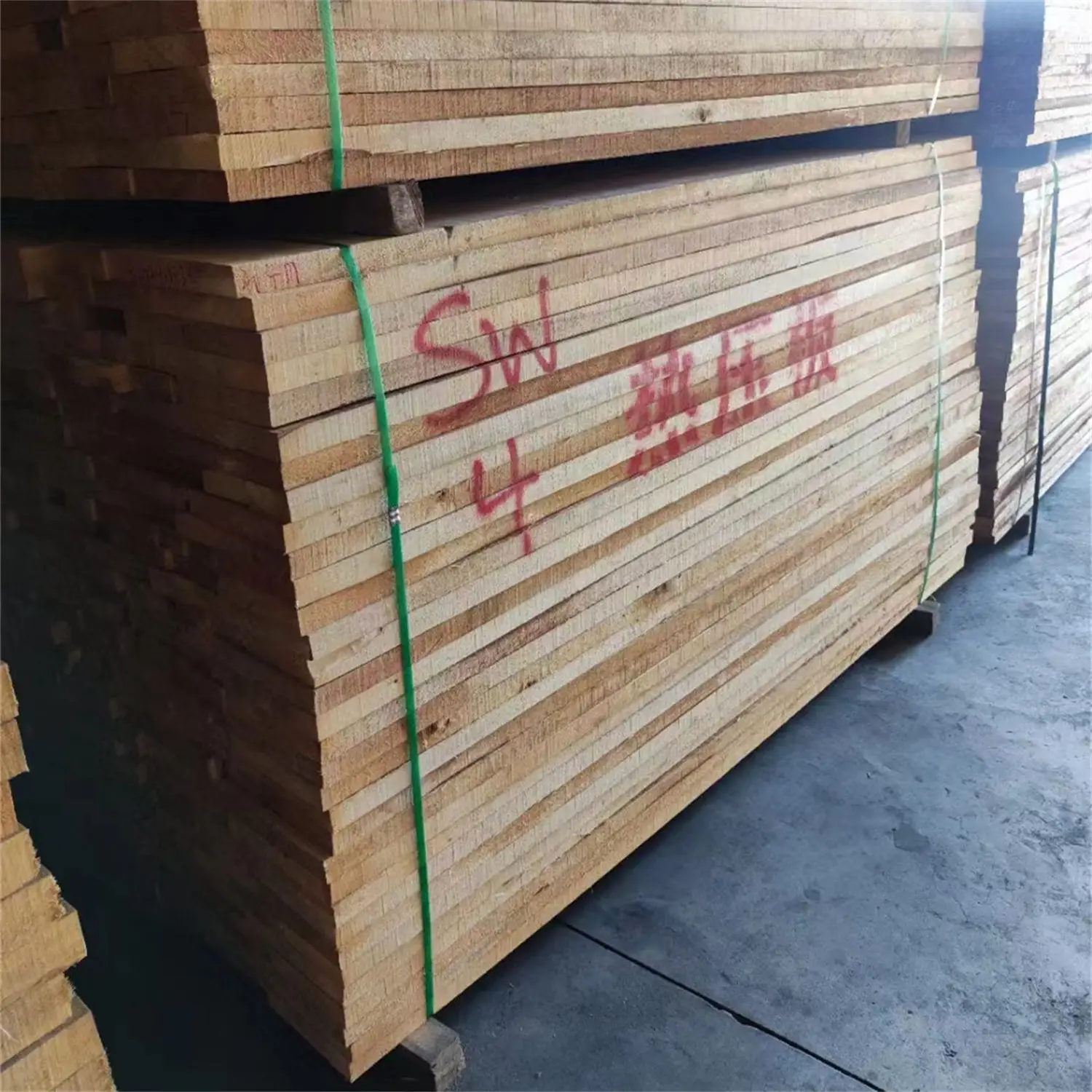 Hot Selling Factory Direct Supply Customized Specification Chinese White Poplar Sawn Timber