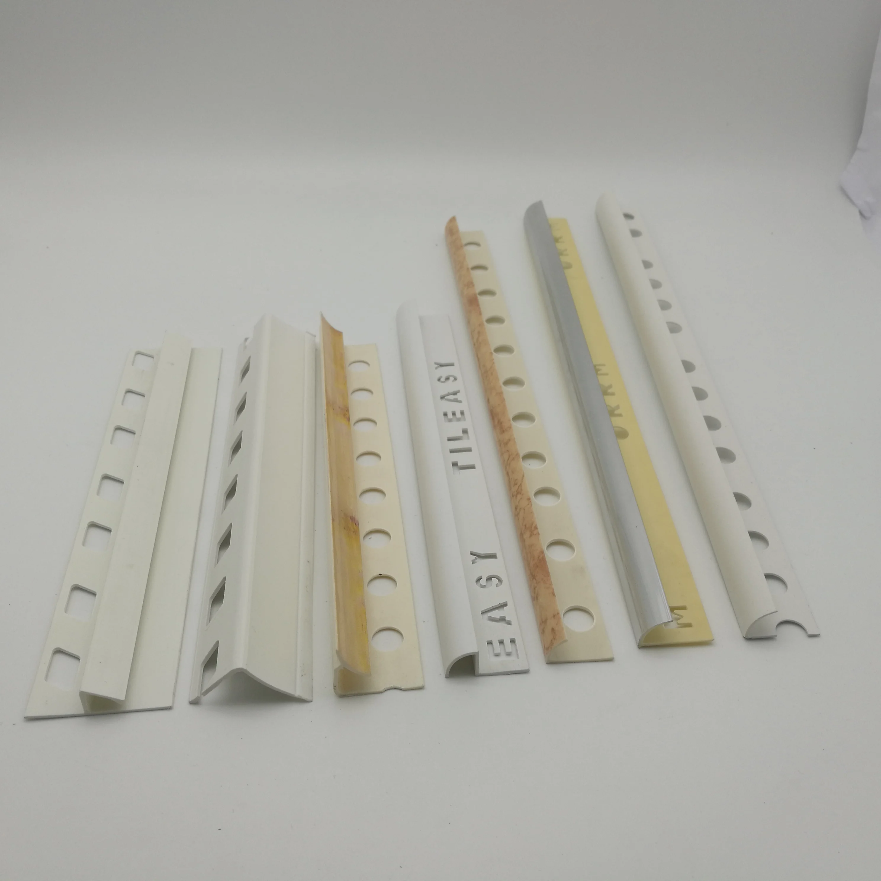 Низкая цена, простой цвет, ПВХ пластиковая керамическая плитка, угловая отделка