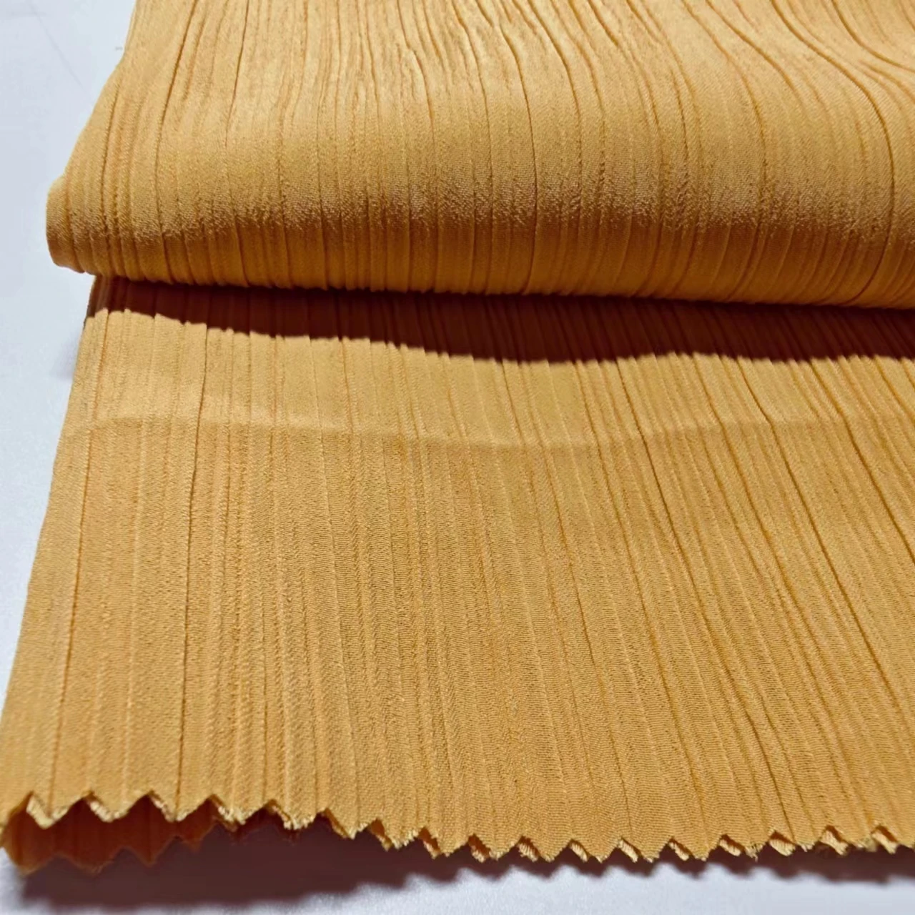 200gsm 100% polyester satin wrinkle fabric ladies dresses trends fabric for fashion  blouse skirts