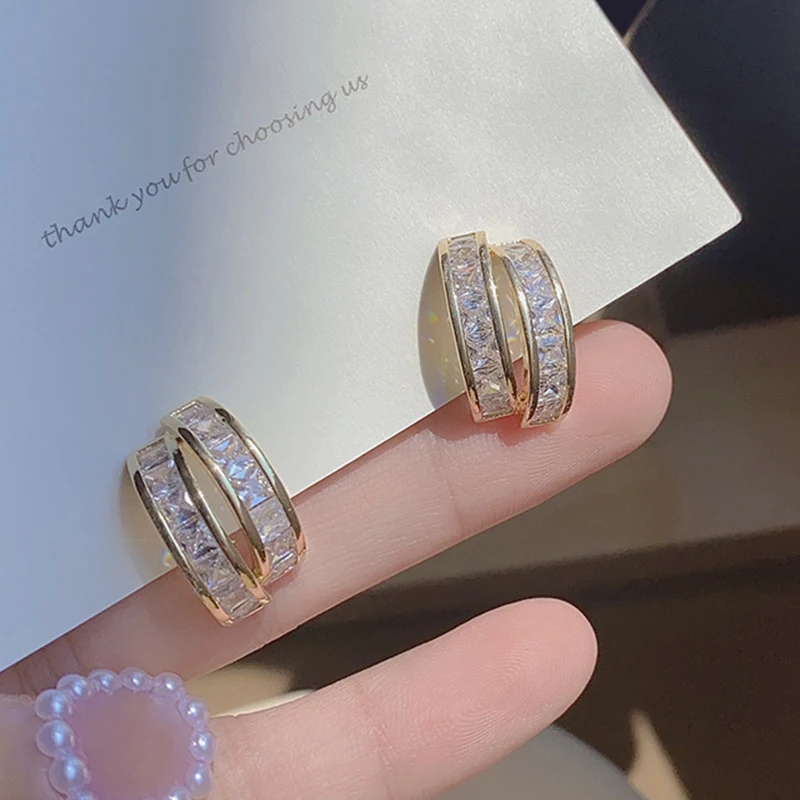 
ADELANTE Cheap bulk wholesale Fashion Korean Statement Earrings Romantic Authentic Sparkling Gold Hoop Earrings Jewelry 