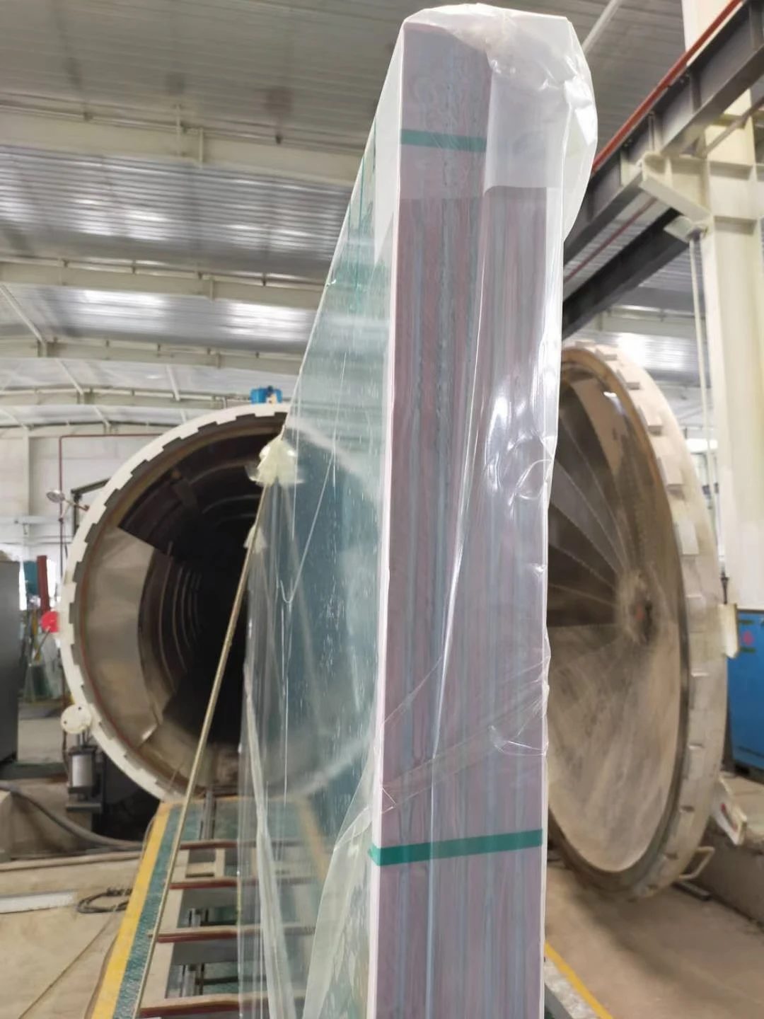 Safety sound insulation to prevent outside can be customized laminated glass using railings curtain wall doors and Windows