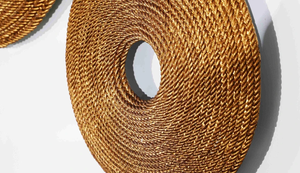 Light luxury European-style golden sofa background wall decoration painting three-dimensional round handmade sandstone wall hang