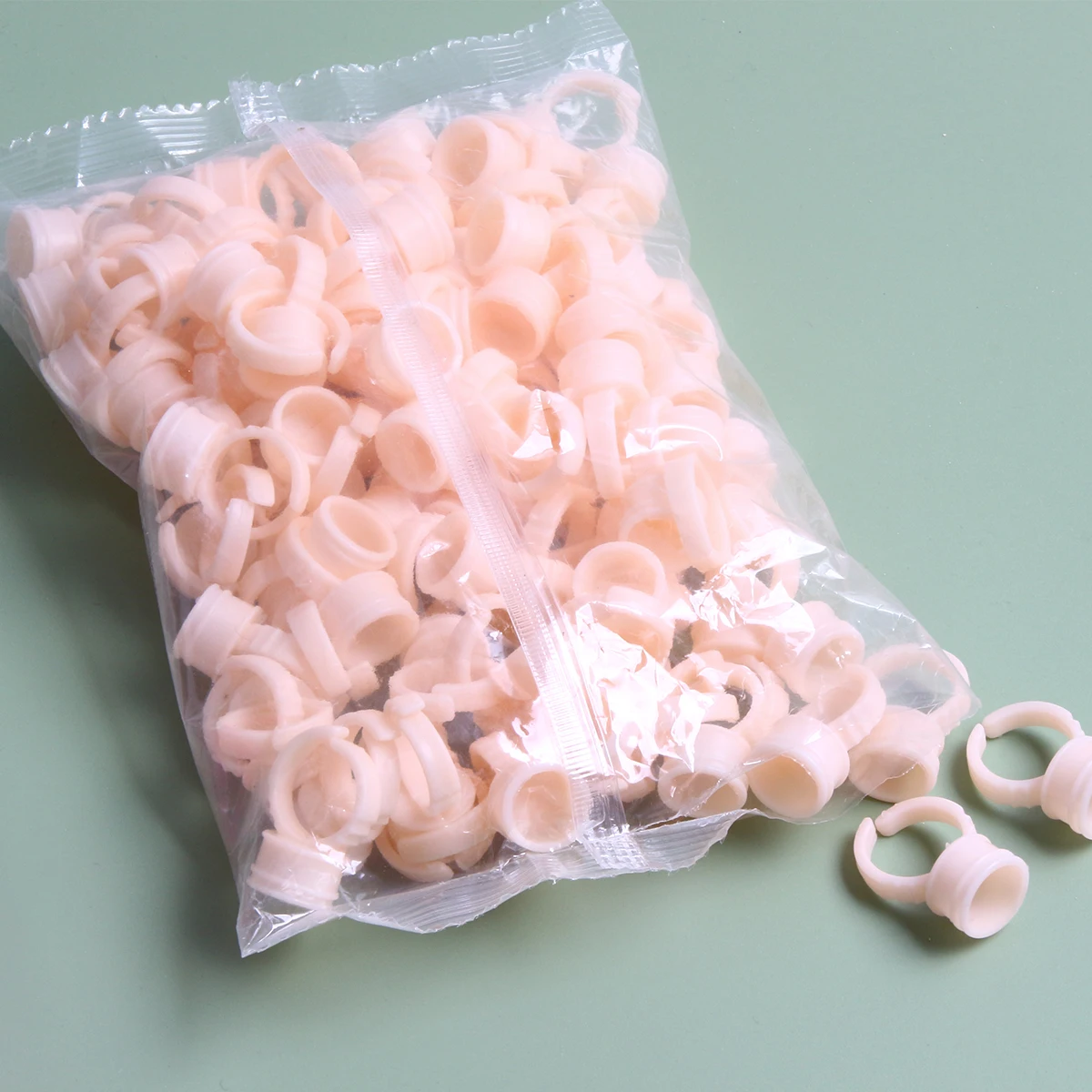 100Pcs Disposable Permanent Makeup Pigment Rings Cups,Silicone Glue Cups Soft Silicone Nail Art Tattoo Ink Rings