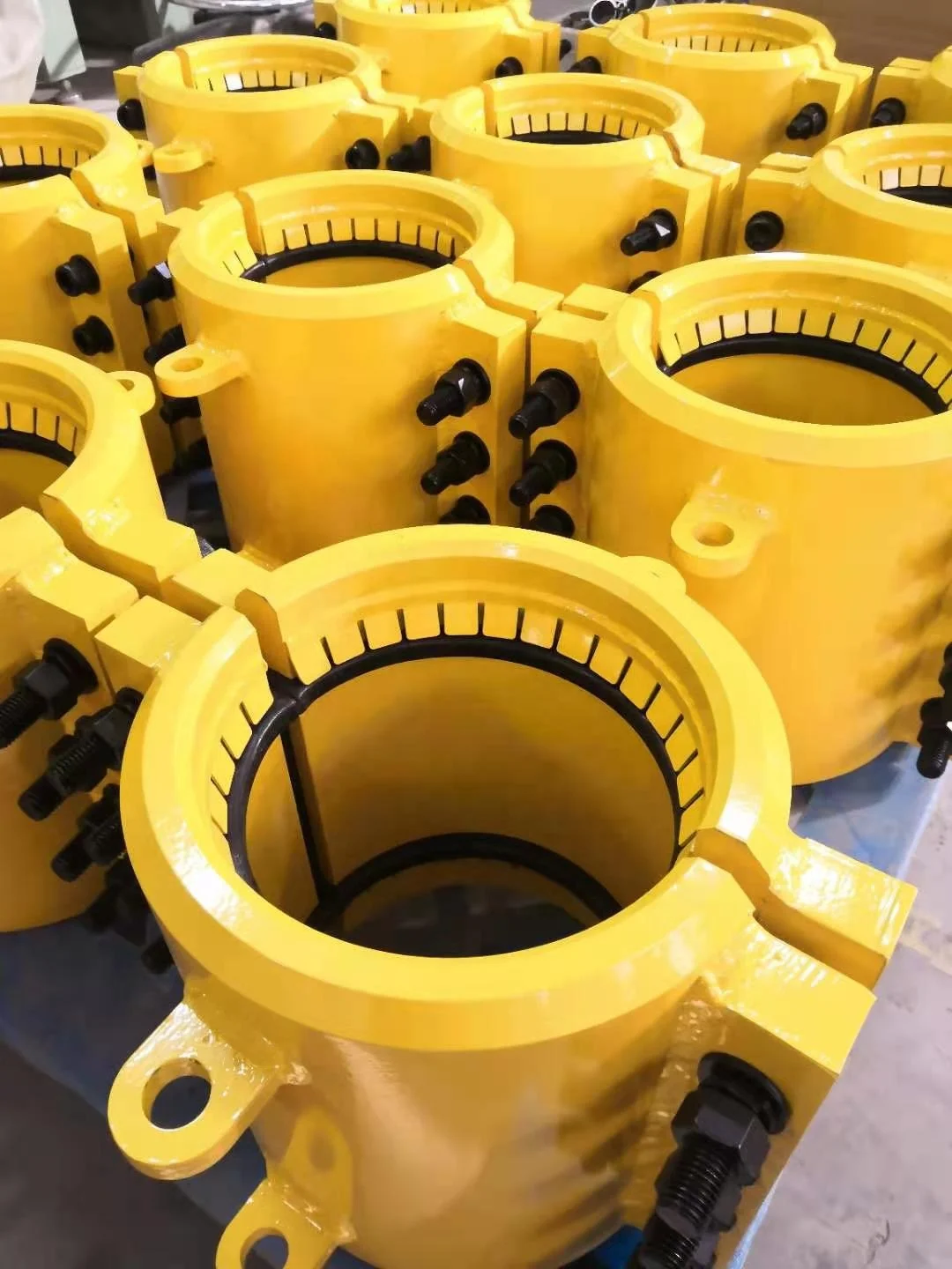 
Split Sleeve Permanently repairs Coupled Quick Pipe Repair Clamp 