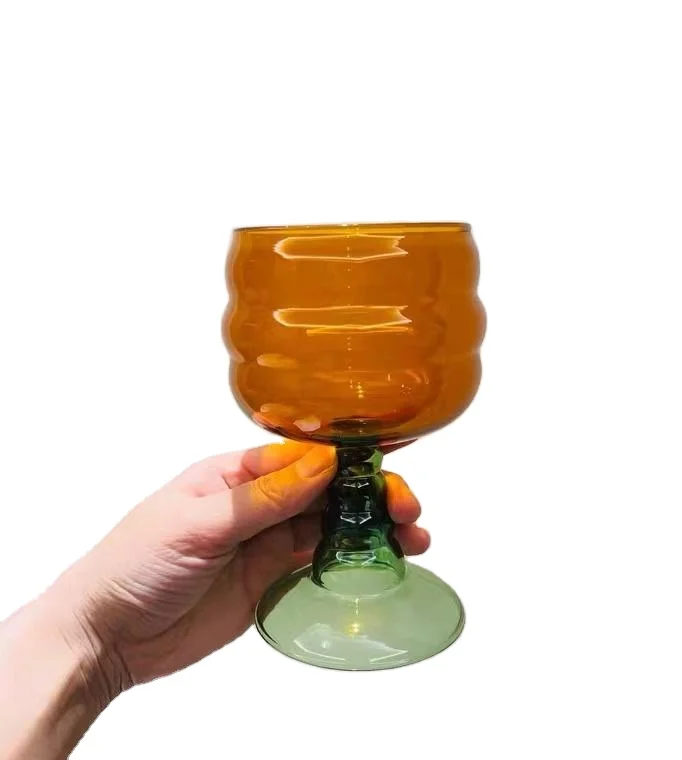 Wholesale Customized Colored Waved Vintage Goblet Wine Glass Goblets Drinking Glassware For Table
