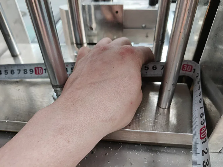 CNC automatic feed aluminium extrusion sawing/aluminum profile cutting saw machine/cnc aluminum cutting