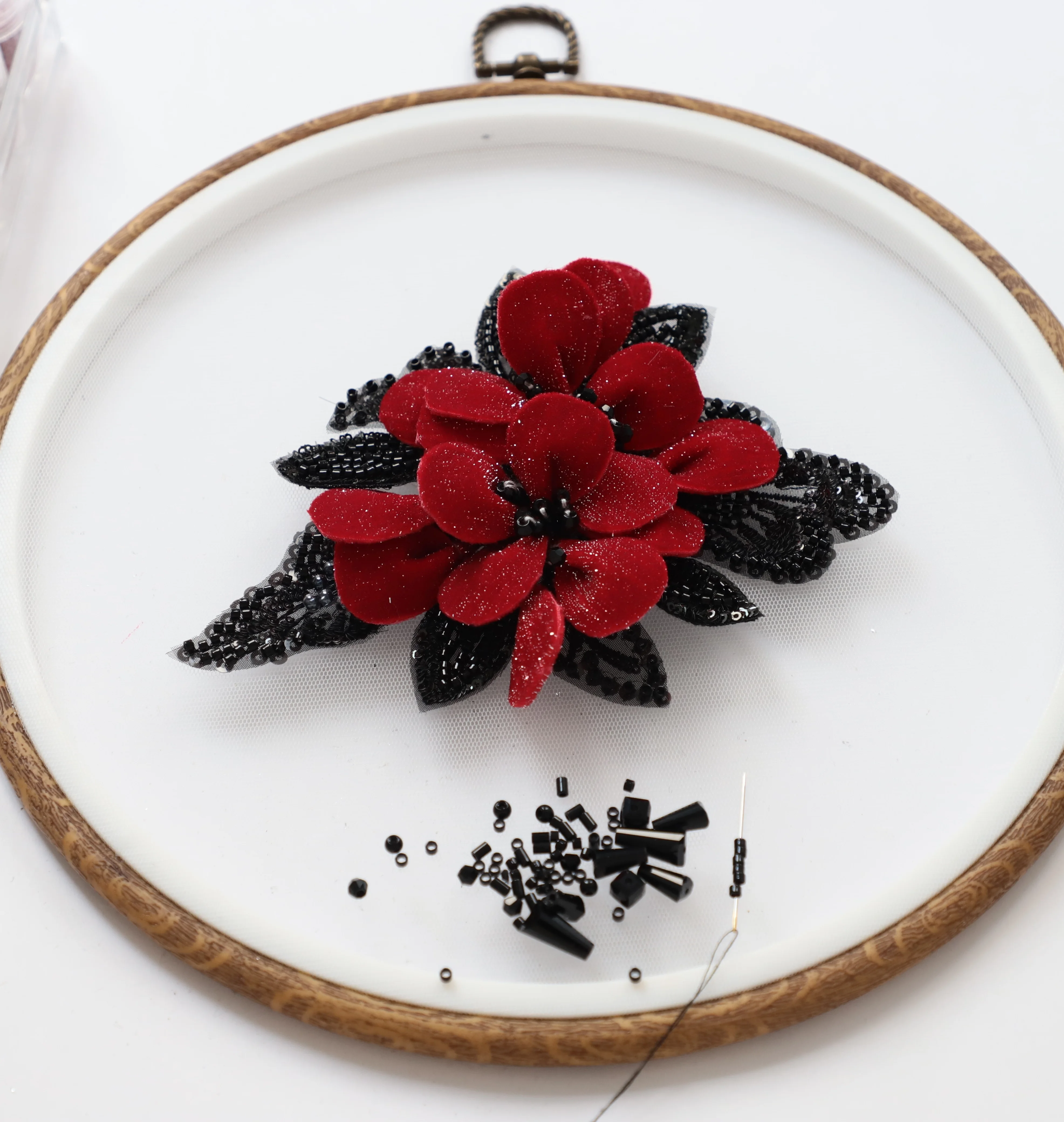 Customized Handwork 3D Black Brooch with Sequins Beading Applique Patch for Couture Dress ,Wedding Dresses Accessories DIY