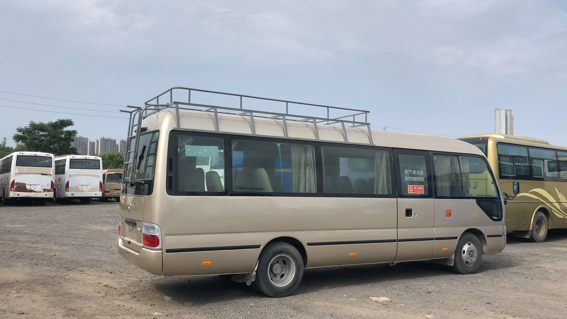 Японский 2019 год пассажирский автобус 19-30 мест дизельный Подержанный для продажи